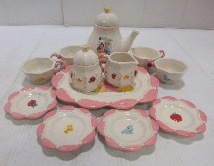 12Piece Disney Tea Set Albrecht Auction Service