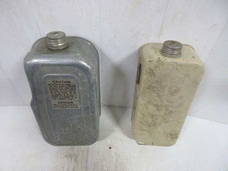 (2) Older Kerosene Gas Tanks Albrecht Auction Service