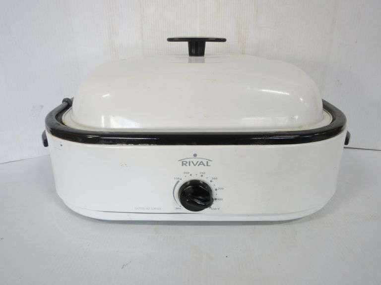 Rival roaster oven, in working and used condition Albrecht Auction Service