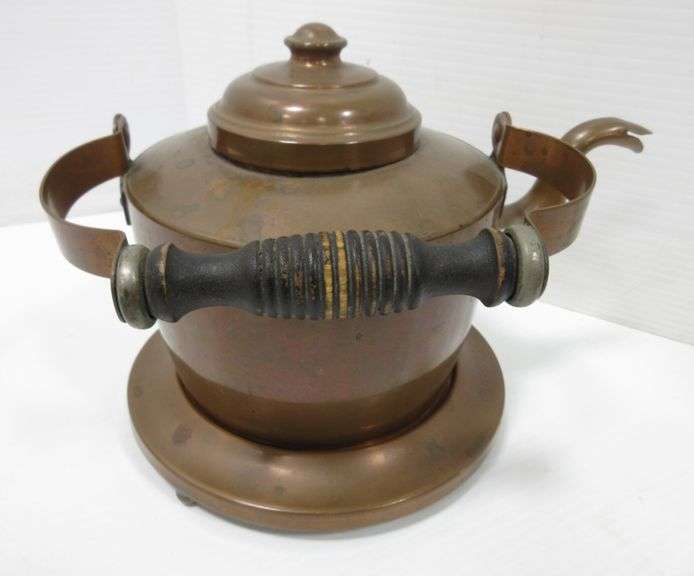 Antique copper tea kettle with base, 7”H overall Albrecht Auction Service