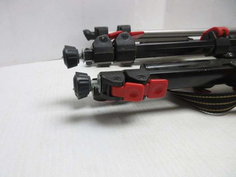 (2) Camera tripods 1 Pro Albinar 9500, missing a part; 1 Vanguard
