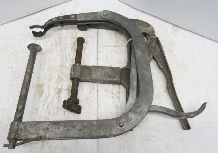 (2) Heavy duty C clamps Albrecht Auction Service