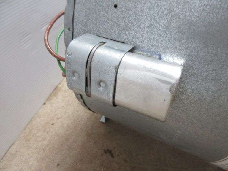 Furnace blower, variable speed, white wire is neutral, black wire is