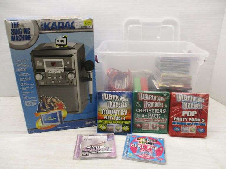 “The Singing Machine,” Karaoke Machine with huge lot of CDs, in great condition Albrecht