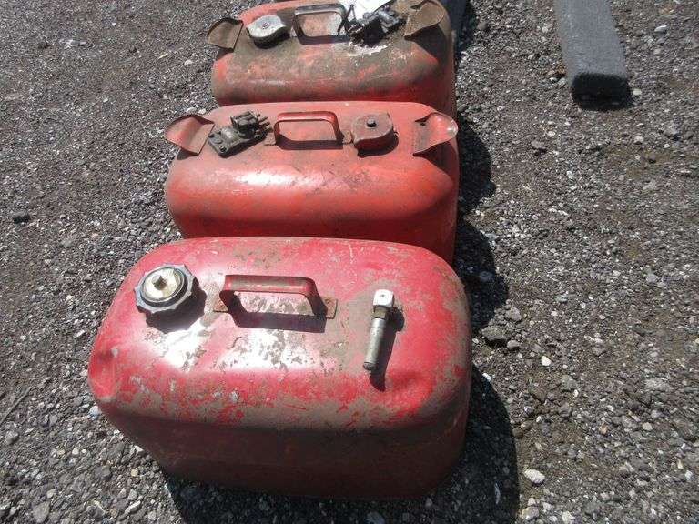 (3) Boat gas cans Albrecht Auction Service