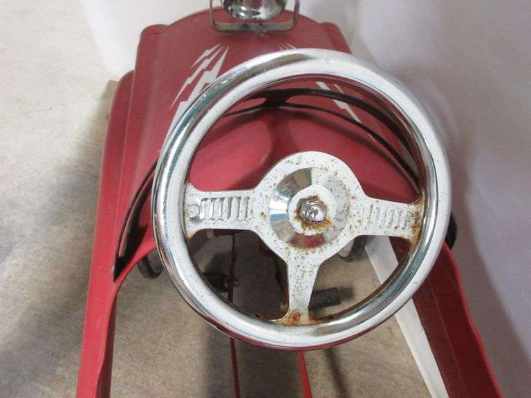 Fire Chief pedal car, made by Burns Novelty & Toy Co., 40"L, has wear