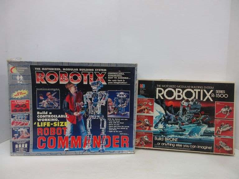 Motorized Robotix building system, series R1500; Robotix robot