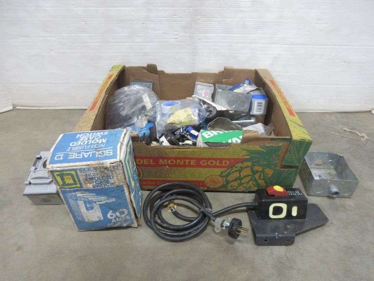 60 Amp electrical box, on/off switch plugs, boxes, switches, electrical ...