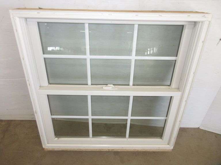 Andersen double hung window, Low E glass, 36"W x 37"H, excellent, no