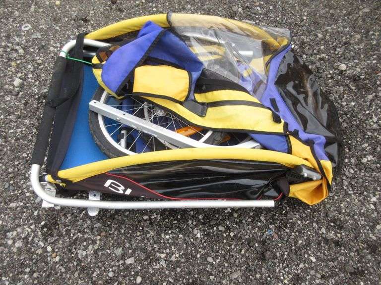 Burley bike trailer, good and complete with new inner tubes Albrecht