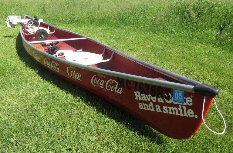 16' Fiberglass, "Coca Cola," canoe by Sawyer W. Ele. Trolling motor Minn Kota, 5speed 30 lb