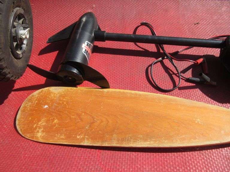 16' Fiberglass, "Coca Cola," canoe by Sawyer W. Ele. Trolling motor