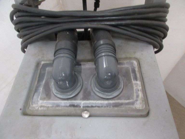 Thoro Matic, Carpet Cleaner Albrecht Auction Service