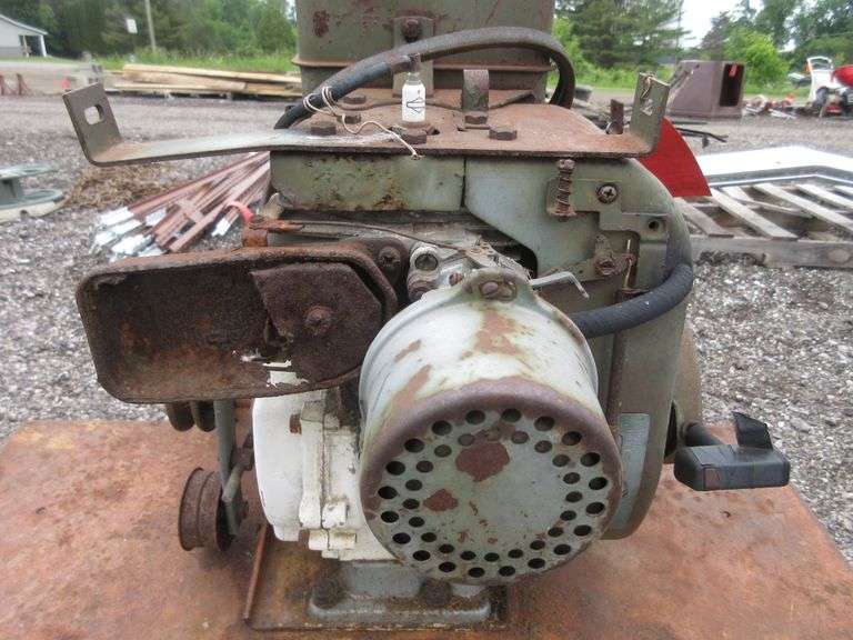 Craftsman 30" threepoint garden tractor rototiller engine has