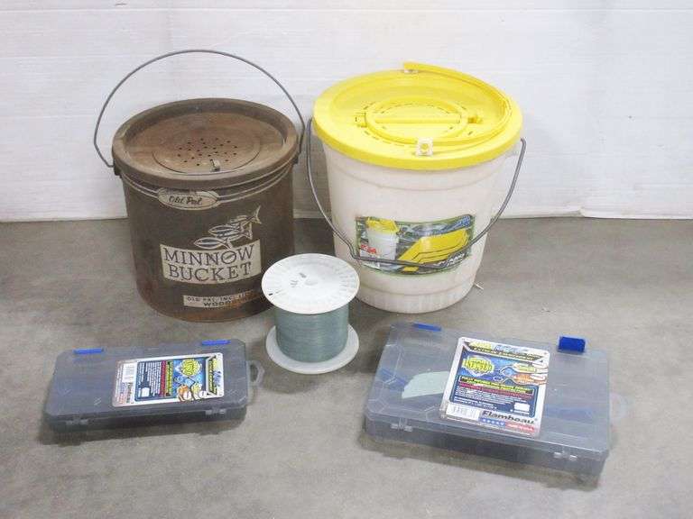 Old Pal metal minnow bucket, Plano 10quart minnow bucket, (2) Flambeau