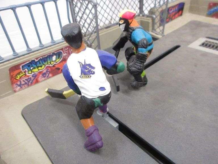 Nerf Bash back alley street hockey, no puck Albrecht Auction Service