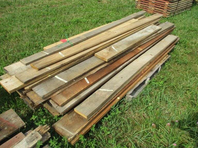 Rough Sawn Lumber, mostly oak, 4' to 8', older Albrecht Auction Service