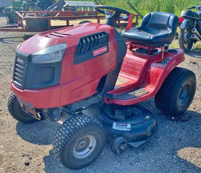 Craftsman LT2000 riding mower, 44" cut, 19.5 HP Briggs & Stratton, no