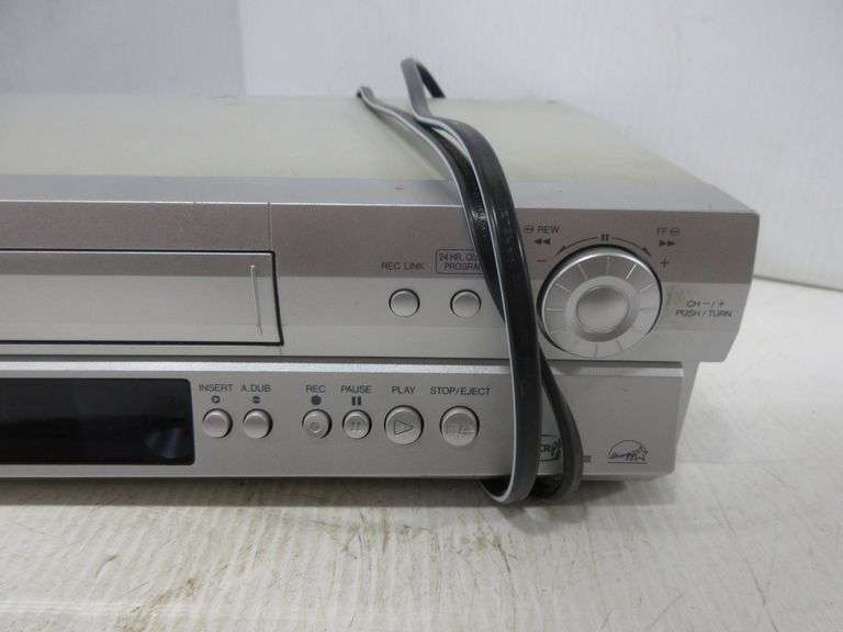 JVC Super VHS ET player Albrecht Auction Service