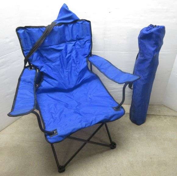 Pair of folding lawn chairs, in good condition Albrecht Auction Service