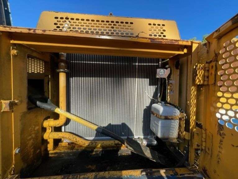 Kobelco K909 LC II, (55,000 lb. Machine), Comes with 45" Tooth Bucket