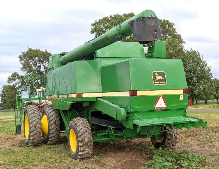 1993 John Deere 9600 4WD Combine, (Approx. 4200 Engine Hours, 3200