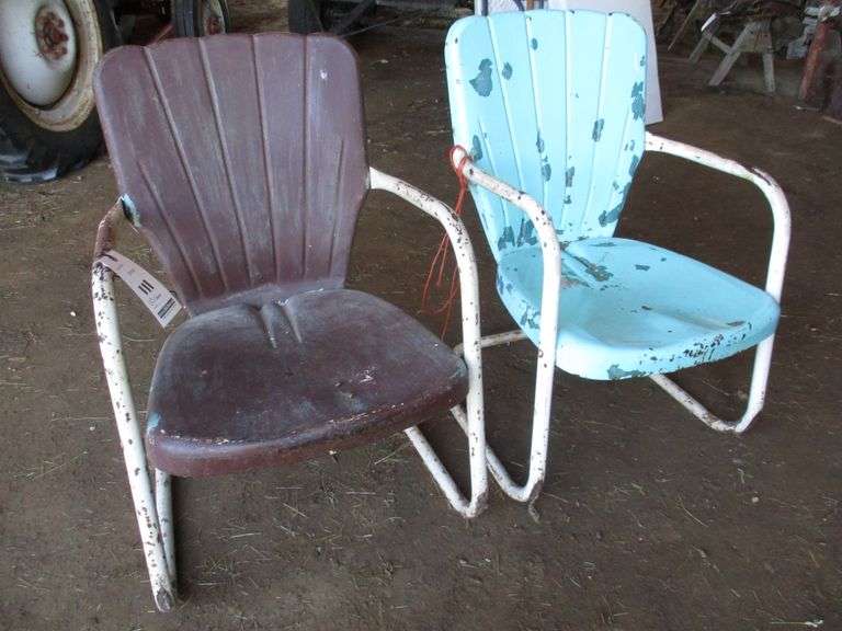 (2) Matching Style Antique Clamshell Lawn Chairs Albrecht Auction Service