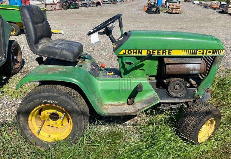 John Deere 210 lawn tractor, for parts or repair, as is Albrecht