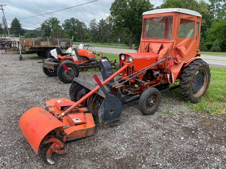 Economy Power King 2418 tractor, Kohler 18 HP motor, fourspeed