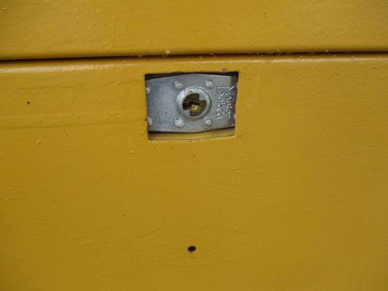 Jobsite, Tool box on casters, keys for locks, 46" x 30" x 30"H