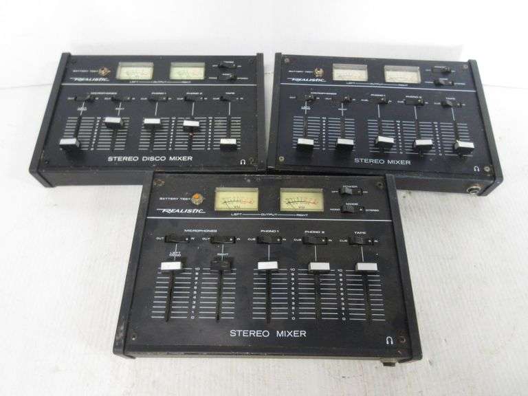 (3) Older Realistic Mixers, with no cords, in good condition Albrecht