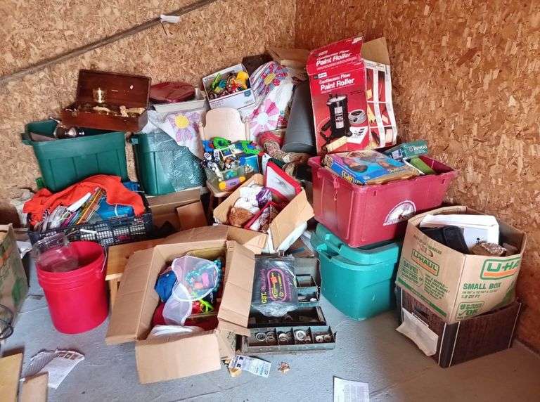 Contents of Storage Unit No. 21 next to Albrecht Auction's Saginaw road