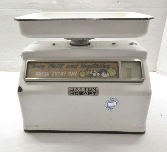 Dayton Produce Scale, made by HoBart, 30 lbs. Produce or Meat Scales