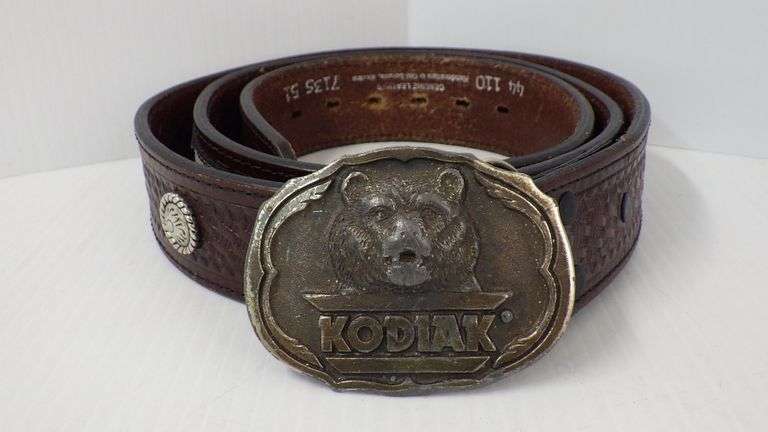 Older Kodiak Smokeless Chewing Tobacco large grizzly bear brass belt
