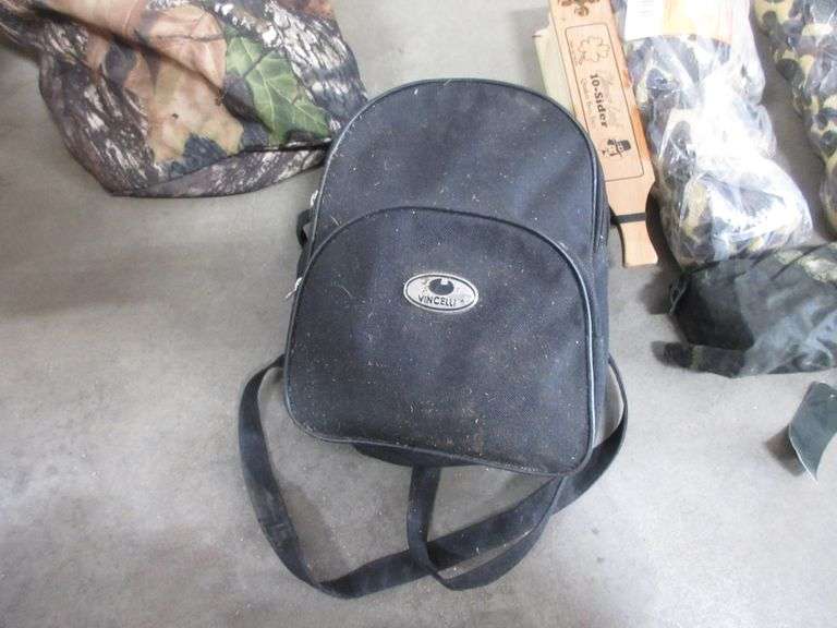 Assorted hunting equipment, includes (3) Rattle bags, new; (4