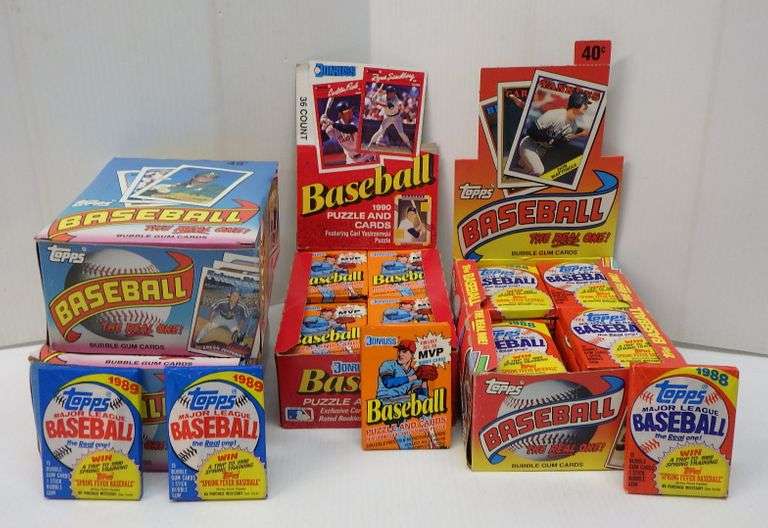 (4) Boxes of unopened packs of baseball cards Albrecht Auction Service