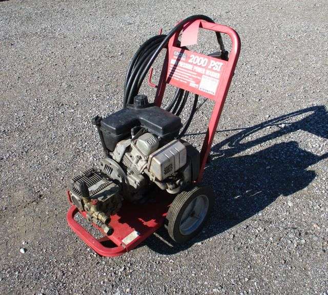 2000 PSI Excell Pressure Washer with hose and spray gun, used 3 weeks