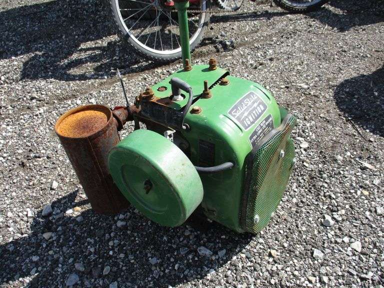 Tecumseh 10 HP Engine, Model HH 10, unknown condition, as is Albrecht