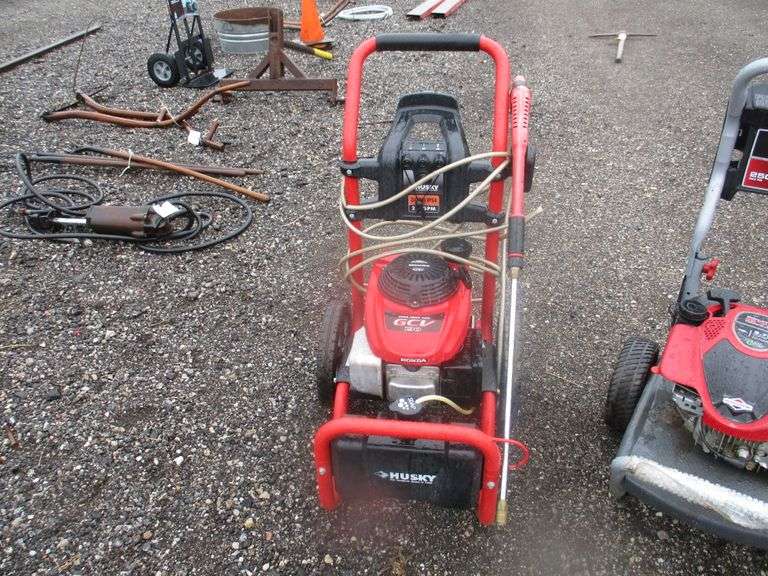 (2) Power washers 1 Briggs & Stratton, 2500 PSI; 1 Honda, 3000 PSI
