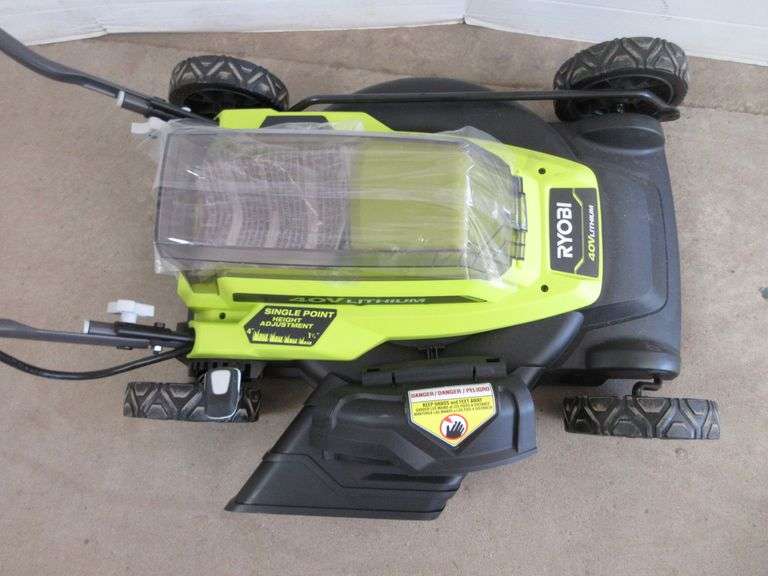 Ryobi 18" lawn mower, 40V, RY401010, will mulch or side discharge