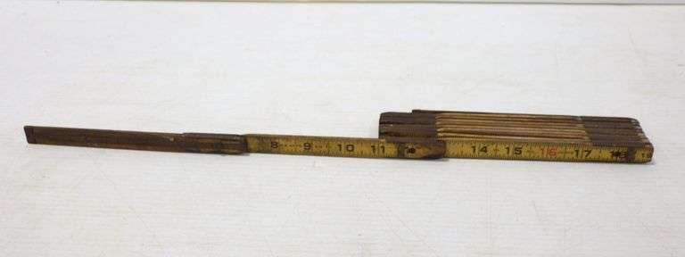 Older metal and wood folding 72