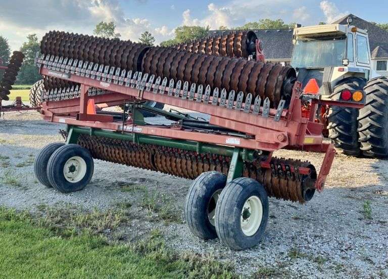 This item Selling ABSOLUTE! Brillion XFold 40' Cultipacker