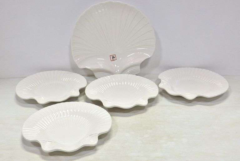 Seashell platter, and set of (4) Matching plates, made in Portugal, new
