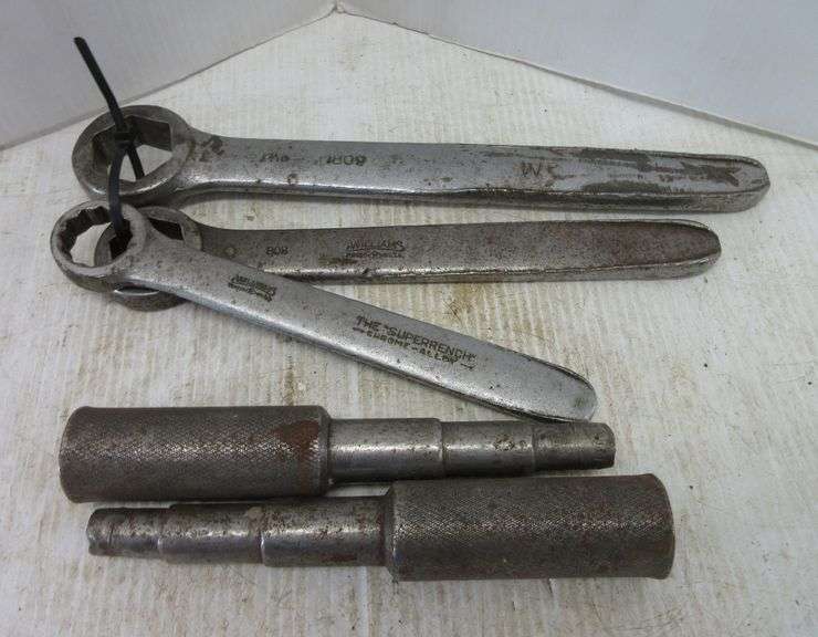 (3) "Knocker" box wrenches for using hammer to loosen or tighten; (2