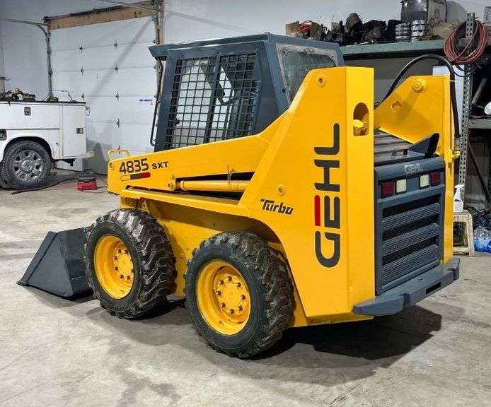 Gehl 4835 Skid Steer, (3300 Hours), Hand Controls, Aux Hydraulics