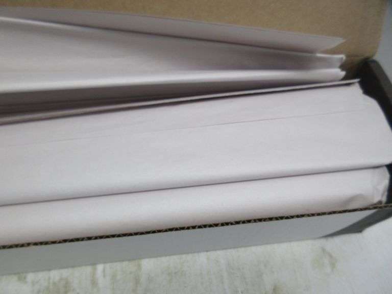 100 Sheets of UHaul wrapping paper, new Albrecht Auction Service