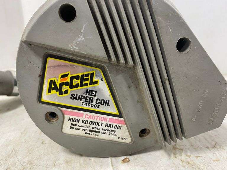 Accel HEI Super Coil distributor, no. 140005, has minor wear Albrecht