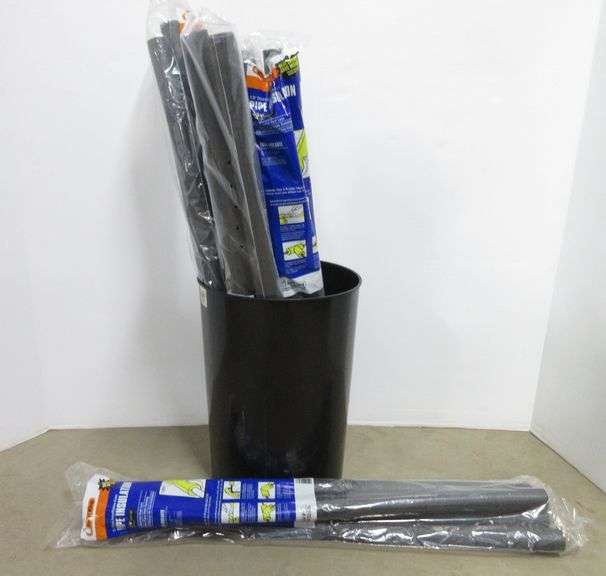 Trash can, 13"Dia x 18 1/4"H, used; (4) New Frost King 3/4" pipe