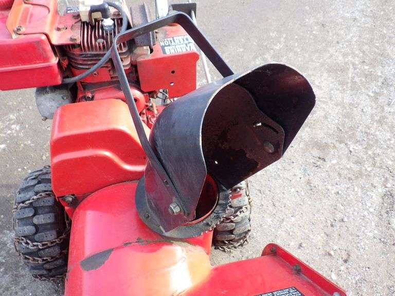 Toro 2stage snowblower, 5 HP, 24" scoop, electric start, starts and