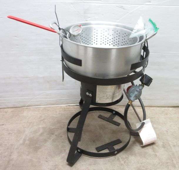 Bass Pro fish fryer, 22"H, used once Albrecht Auction Service
